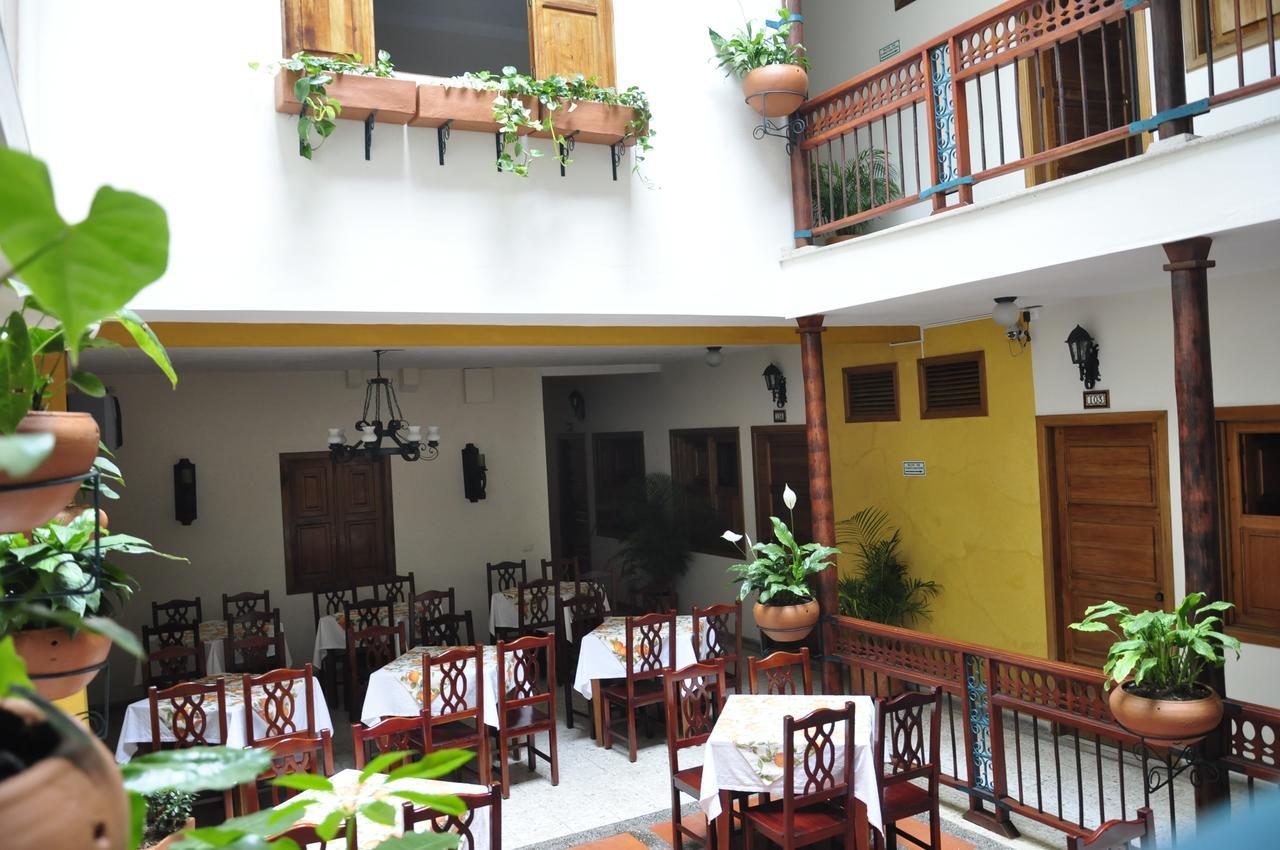 Hotel Valdivia Plaza Jardin Ngoại thất bức ảnh