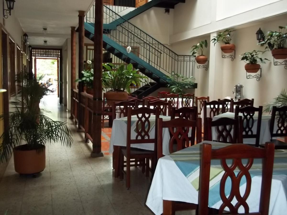 Hotel Valdivia Plaza Jardin Ngoại thất bức ảnh
