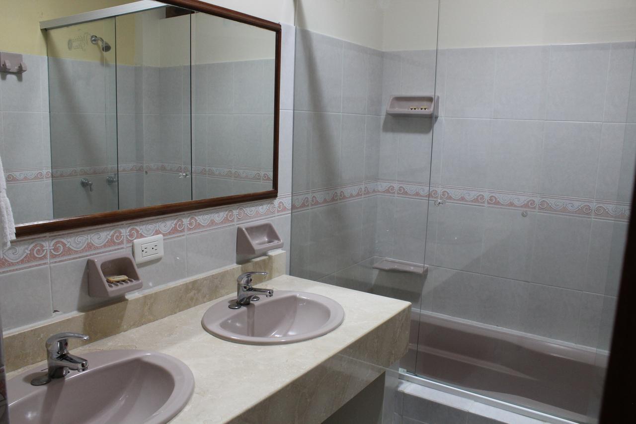 Hotel Valdivia Plaza Jardin Ngoại thất bức ảnh