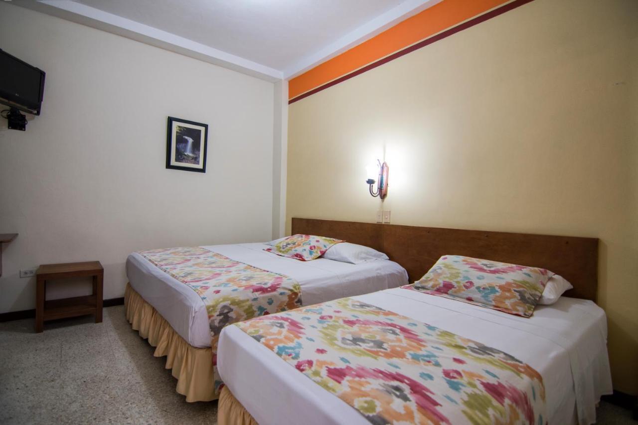 Hotel Valdivia Plaza Jardin Ngoại thất bức ảnh